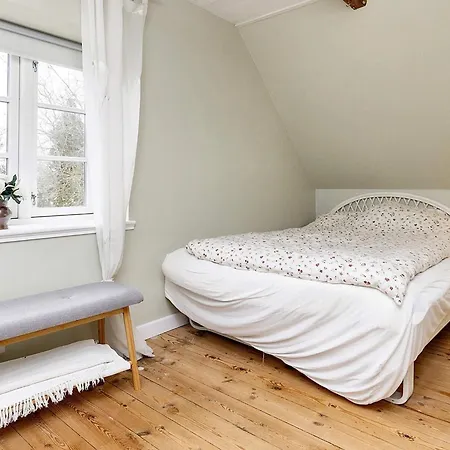 6 Person In Soby Aero-by Traum * Havrekobbel