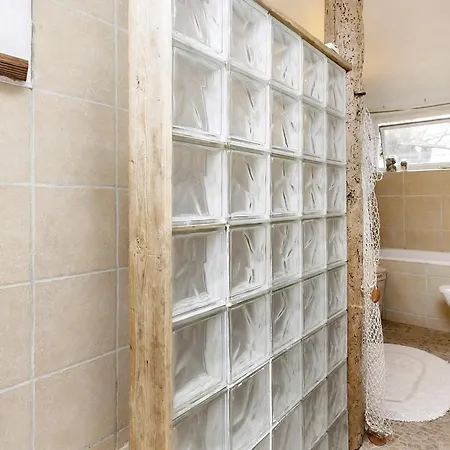 6 Person In Soby Aero-by Traum